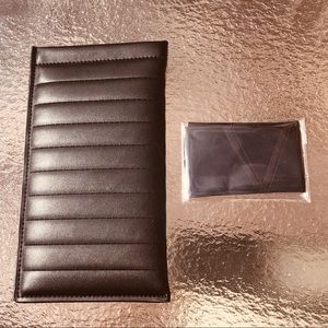 Victoria Beckham Leather sunglass/eyeglass case